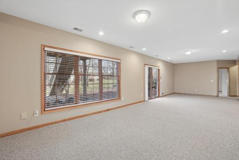 8781 Royal Court NW Anoka MN 55303