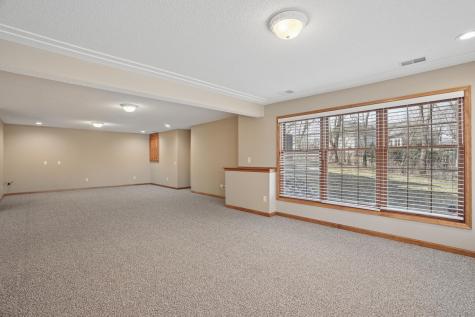 8781 Royal Court NW Anoka MN 55303