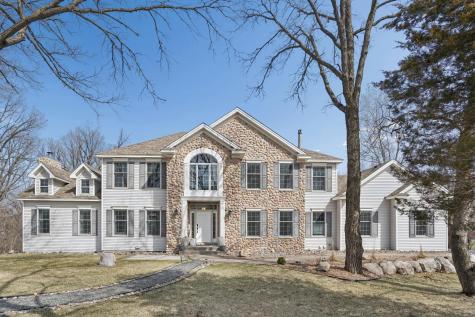 8781 Royal Court NW Anoka MN 55303