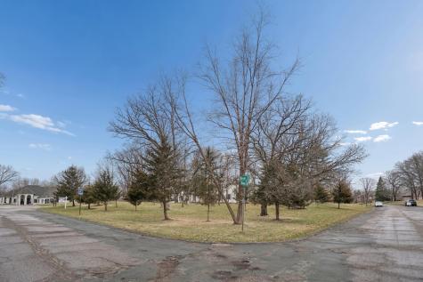 8781 Royal Court NW Anoka MN 55303