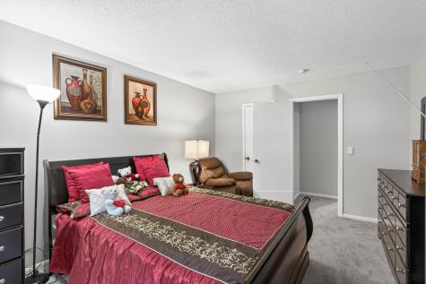 4207 Lakeside Avenue N Brooklyn Center MN 55429