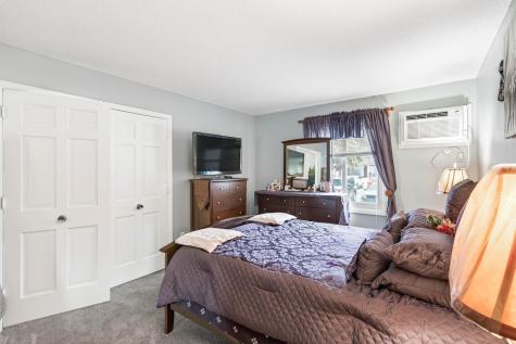 4207 Lakeside Avenue N Brooklyn Center MN 55429