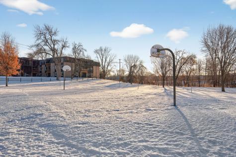 4207 Lakeside Avenue N Brooklyn Center MN 55429