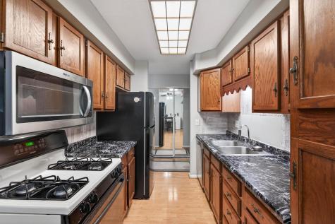 4207 Lakeside Avenue N Brooklyn Center MN 55429