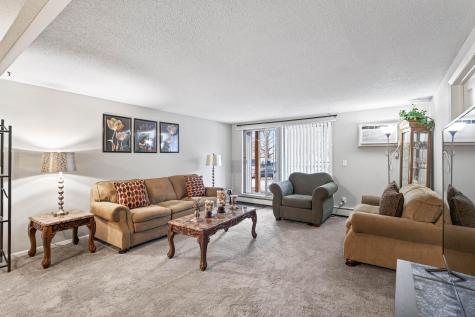 4207 Lakeside Avenue N Brooklyn Center MN 55429