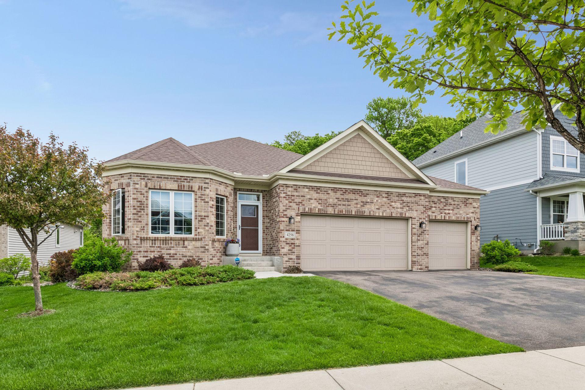 4258 Creekside Way Minnetrista MN 55331