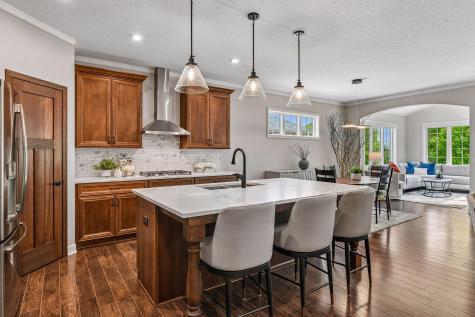 4258 Creekside Way Minnetrista MN 55331