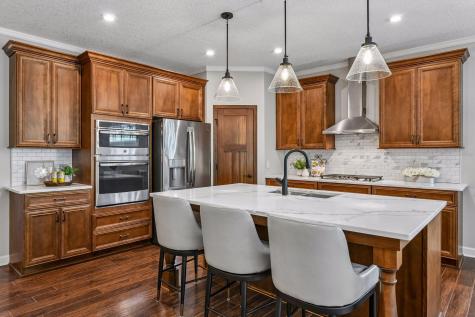 4258 Creekside Way Minnetrista MN 55331