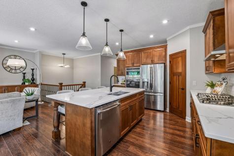 4258 Creekside Way Minnetrista MN 55331