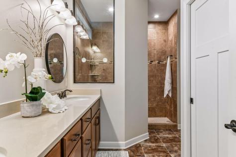4258 Creekside Way Minnetrista MN 55331
