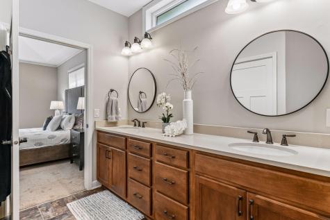 4258 Creekside Way Minnetrista MN 55331