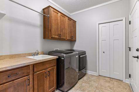 4258 Creekside Way Minnetrista MN 55331