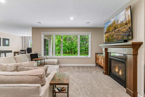 4258 Creekside Way Minnetrista MN 55331