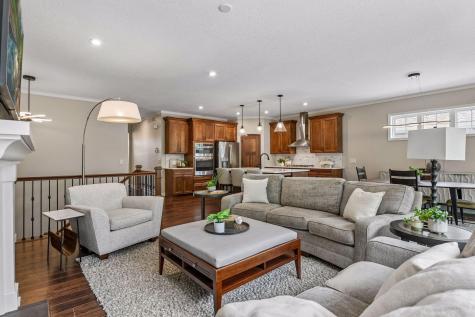 4258 Creekside Way Minnetrista MN 55331