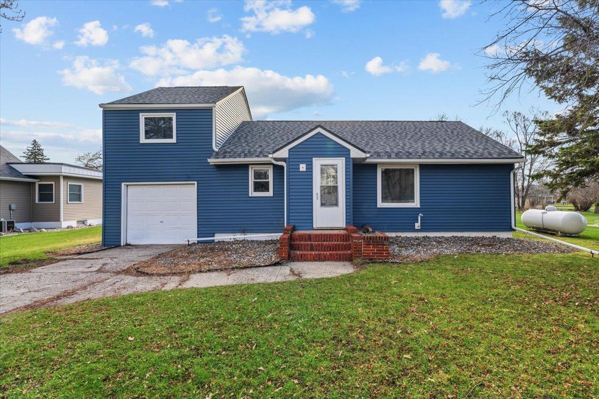 515 5th Street Wyndmere ND 58081