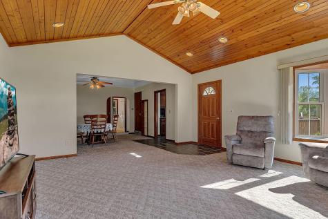 16659 411th Avenue Glencoe MN 55336