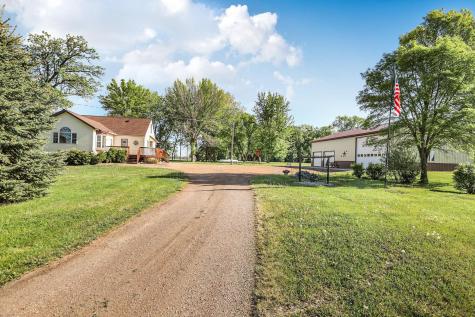 16659 411th Avenue Glencoe MN 55336