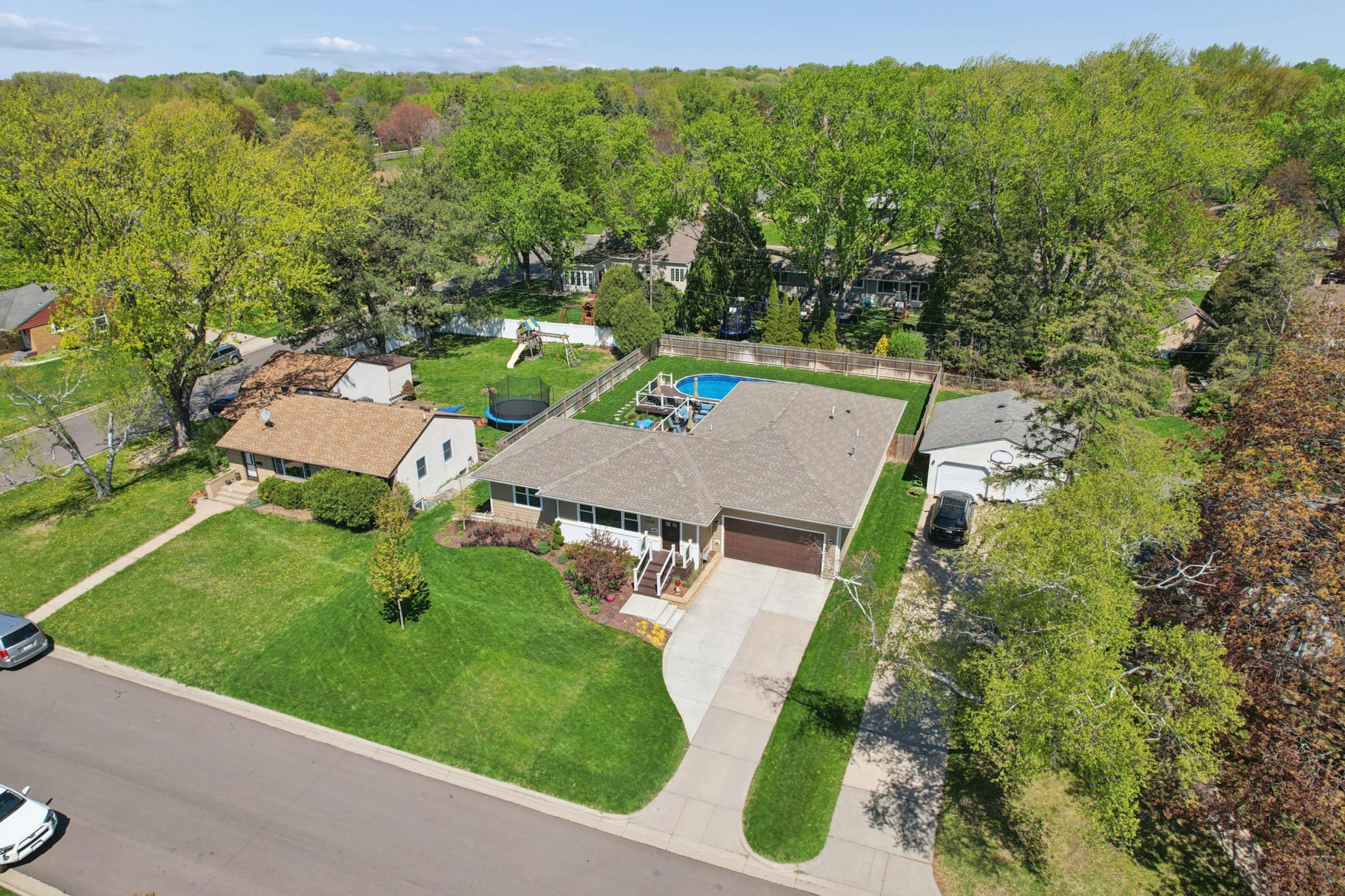 2505 W Armour Terrace Saint Anthony MN 55418