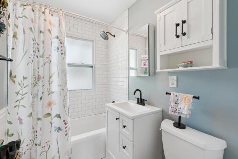 2505 W Armour Terrace Saint Anthony MN 55418