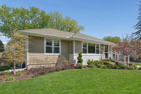 2505 W Armour Terrace Saint Anthony MN 55418