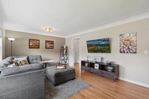2505 W Armour Terrace Saint Anthony MN 55418
