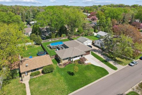 2505 W Armour Terrace Saint Anthony MN 55418