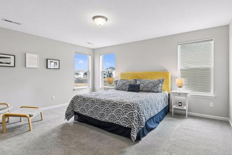 1038 Siesta Drive Woodbury MN 55129