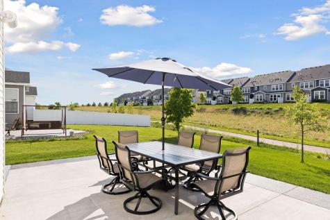1038 Siesta Drive Woodbury MN 55129