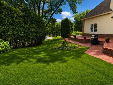 7631 S Bay Drive Bloomington MN 55438