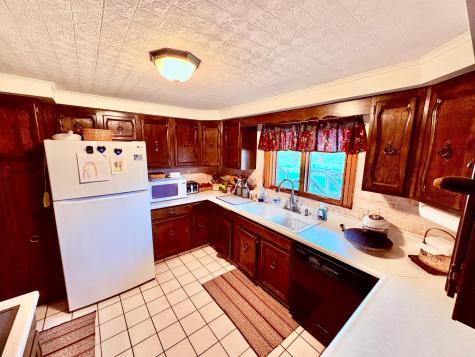 1401 State Highway 11 SW Baudette MN 56623