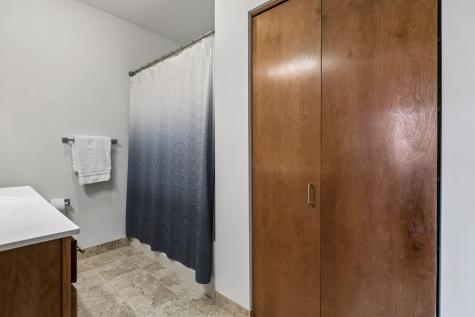 2540 38th Avenue NE Saint Anthony MN 55421