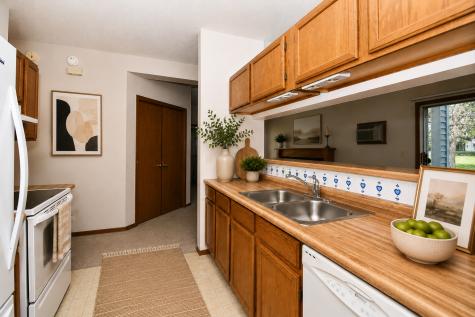 2901 32nd Street S Moorhead MN 56560
