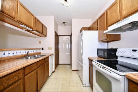 2901 32nd Street S Moorhead MN 56560