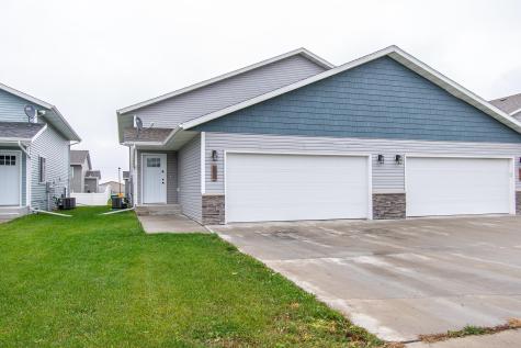 149 Pine Avenue Mapleton ND 58059