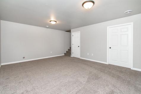 149 Pine Avenue Mapleton ND 58059