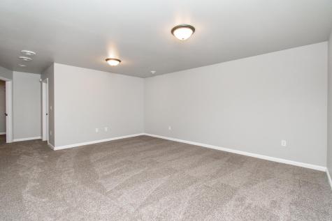 149 Pine Avenue Mapleton ND 58059