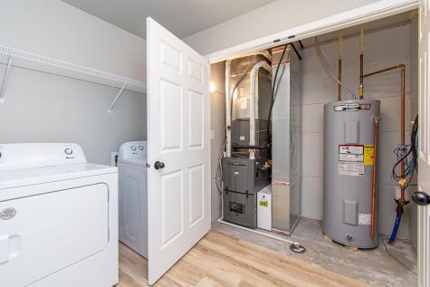 149 Pine Avenue Mapleton ND 58059