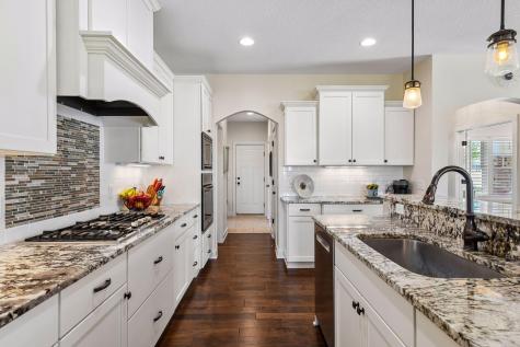 3711 Talero Curve Chaska MN 55318