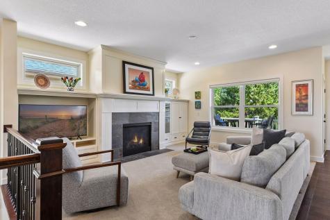 3711 Talero Curve Chaska MN 55318