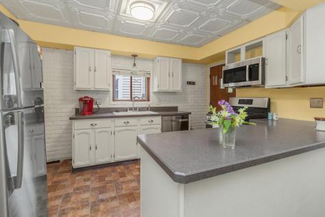 43 Wyoming Street W Saint Paul MN 55107