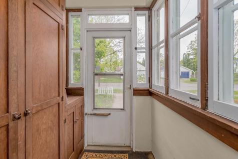 43 Wyoming Street W Saint Paul MN 55107