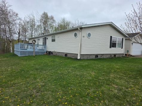 13 Spruce Drive Duluth MN 55810