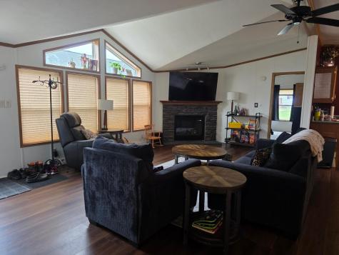 13 Spruce Drive Duluth MN 55810