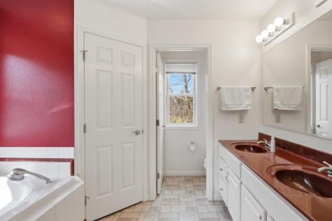 E8228 660th Avenue Elk Mound WI 54739
