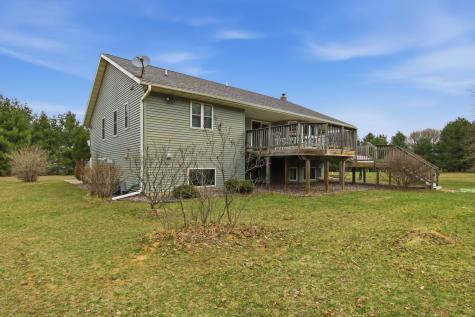 E8228 660th Avenue Elk Mound WI 54739