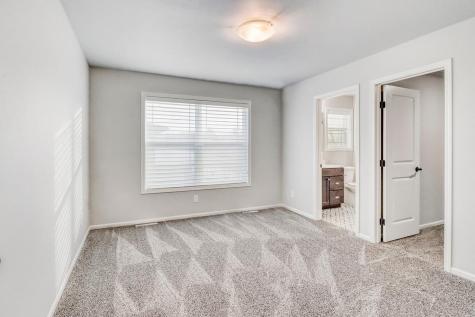 3521 Grandwood Drive N Fargo ND 58102