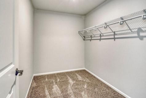 3521 Grandwood Drive N Fargo ND 58102