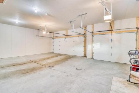 3521 Grandwood Drive N Fargo ND 58102