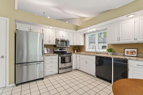 4301 Arrowhead Court Minnetonka MN 55345