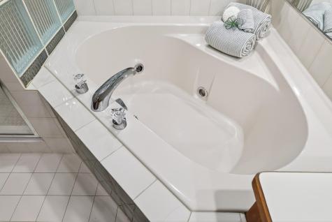 4301 Arrowhead Court Minnetonka MN 55345